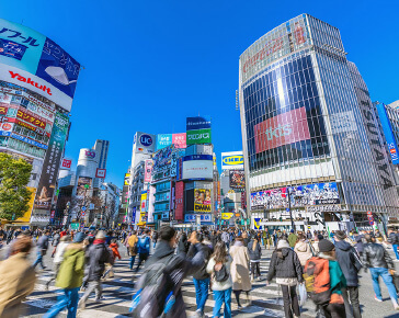 「渋谷のスクランブル交差点」の写真