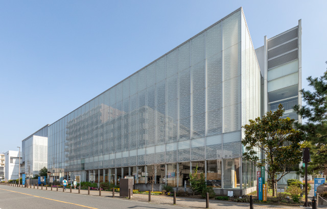 逗子市立図書館