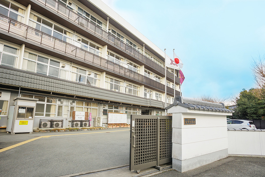 亀岡市立亀岡中学校