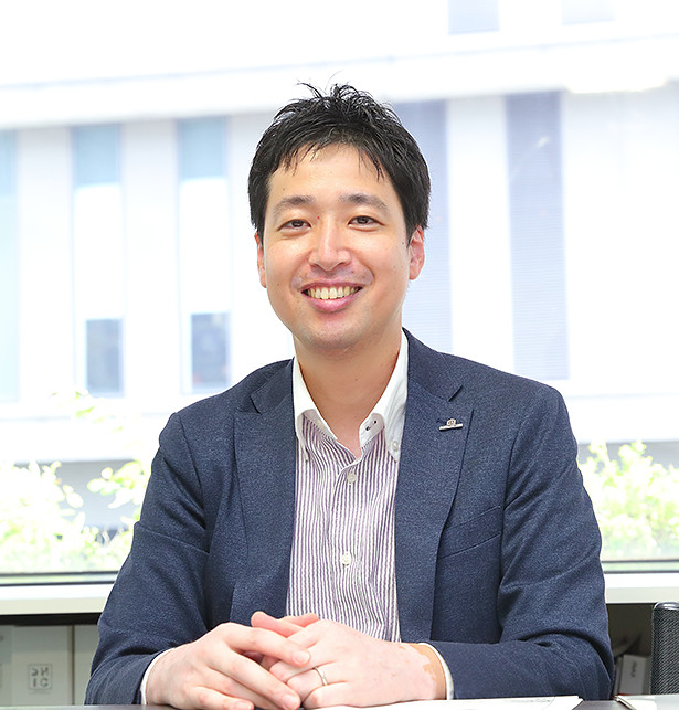 中村哲央 氏