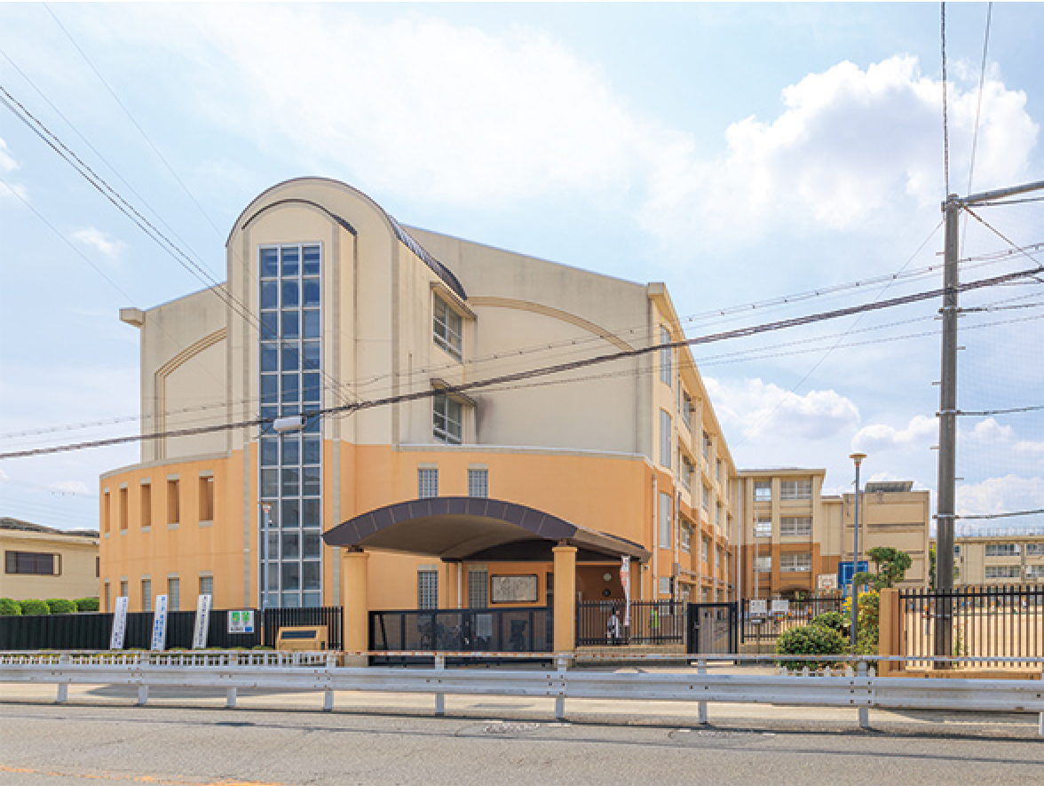 市立久世小学校