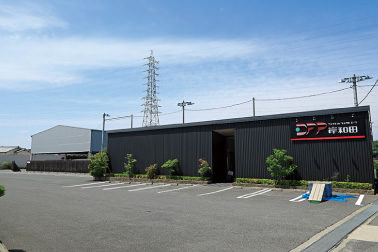 ダイヤモンドフットサルパーク岸和田 徒歩5分～6分（約360m～420m）