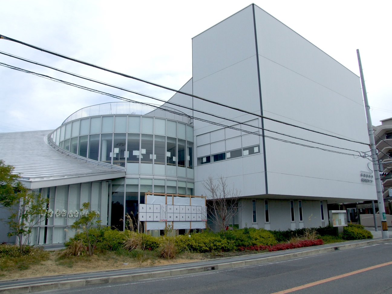 桜台図書館 徒歩5分～8分（約340m～約600m）
