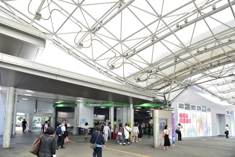 「南越谷」駅