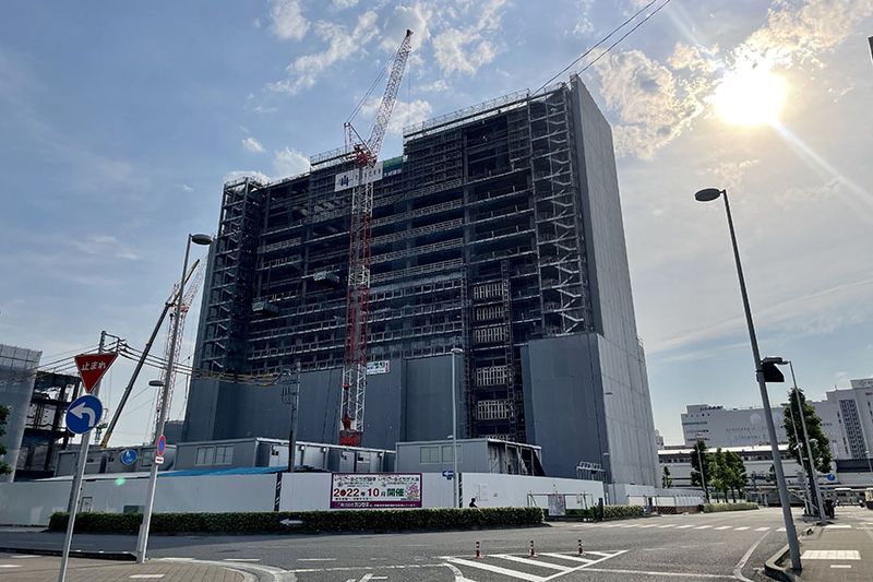 「宇都宮」駅東口の様子