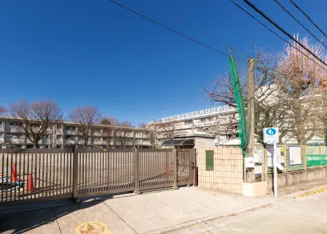 三鷹市立第五小学校