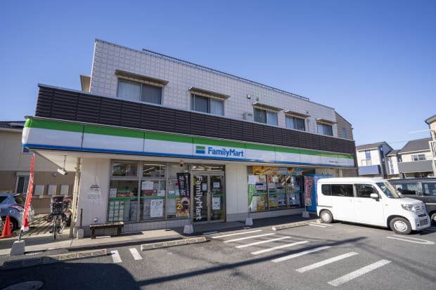 ファミリーマート市川曽谷一丁目店