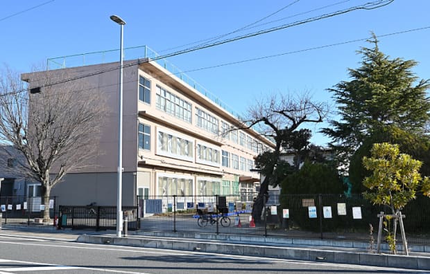 蕨市立西小学校