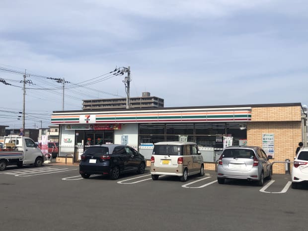 セブンイレブン新居浜高木町店