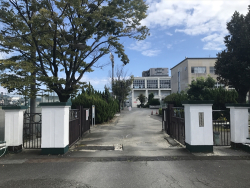 豊田中学校