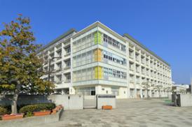 大塚中学校