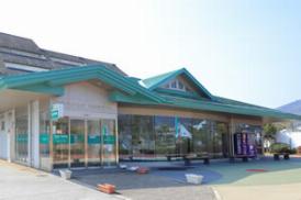 広島信用金庫西風新都店