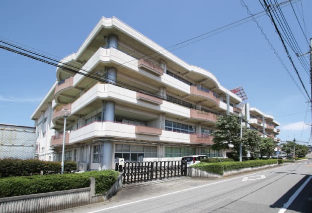 富士見小学校