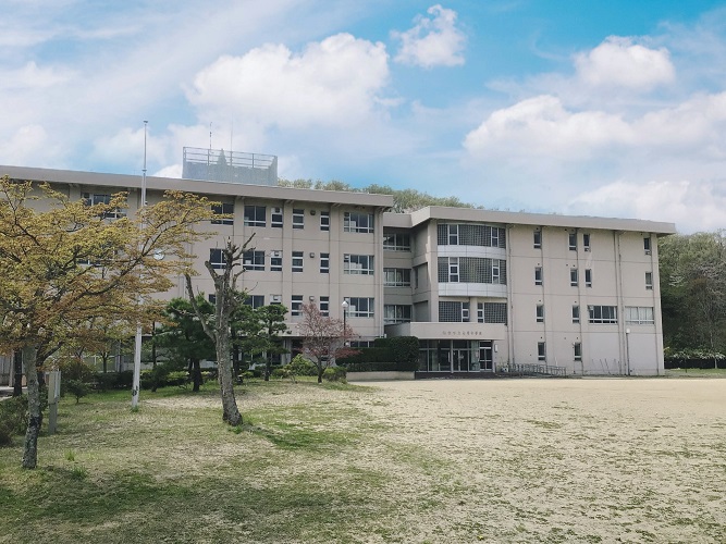 寺岡中学校