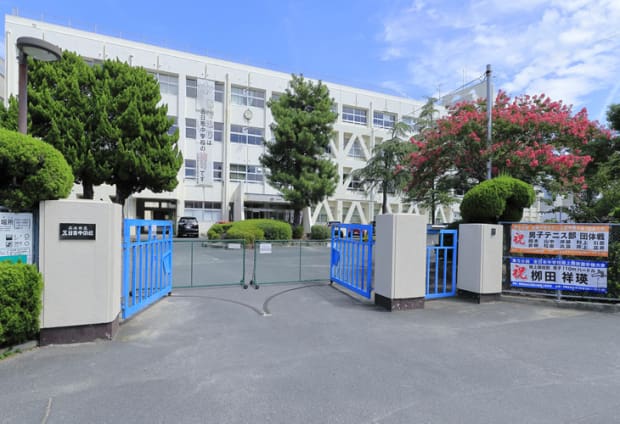 市立五日市中学校