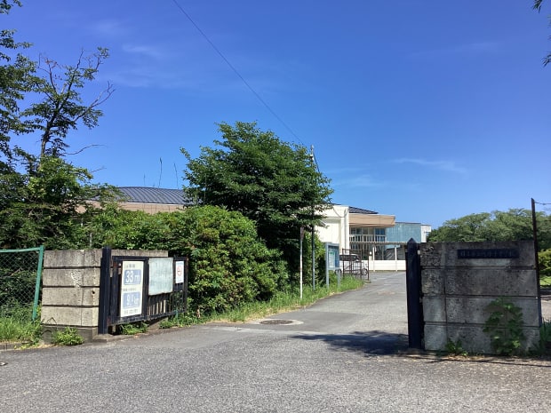 河原子中学校