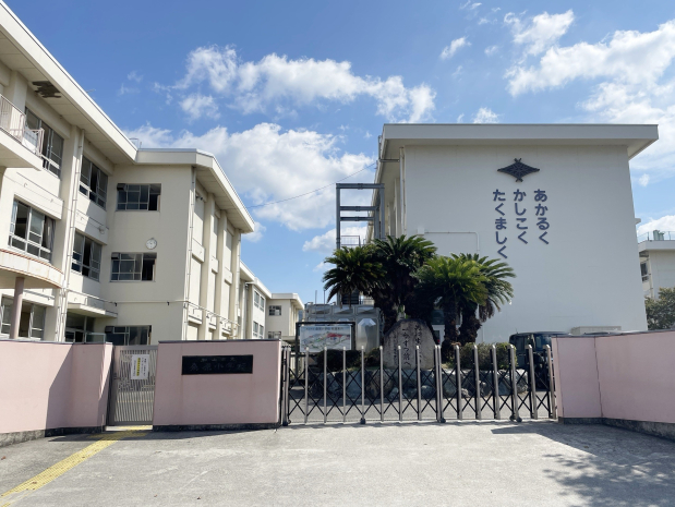 松山市立桑原小学校