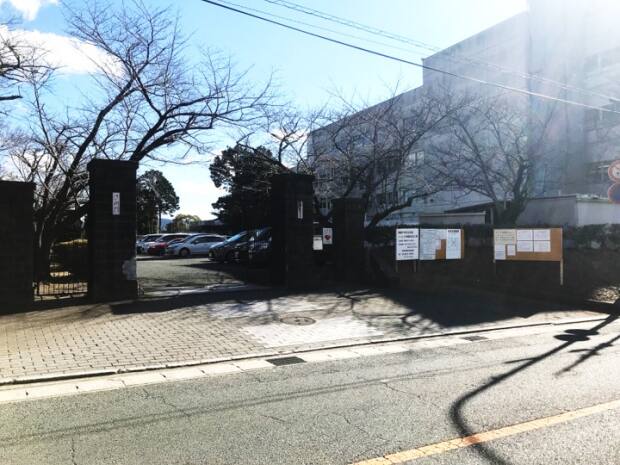 豊橋市立青陵中学校