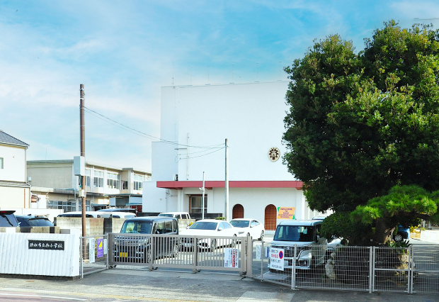 浜松市立西小学校
