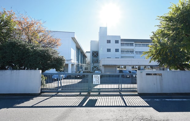 第六中学校