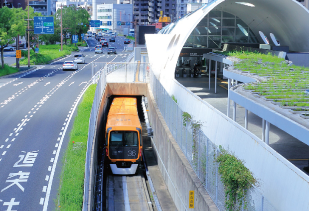 アストラムライン「新白島」駅
