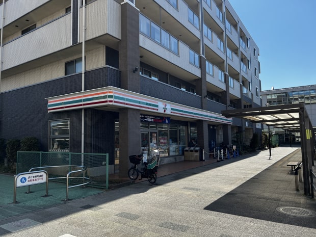 セブンイレブン飯山満駅前店