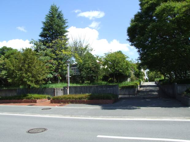 市立真美ケ丘東小学校