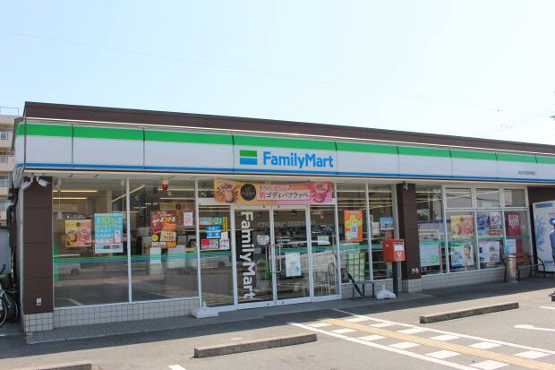 ファミリーマート桜井市役所南店