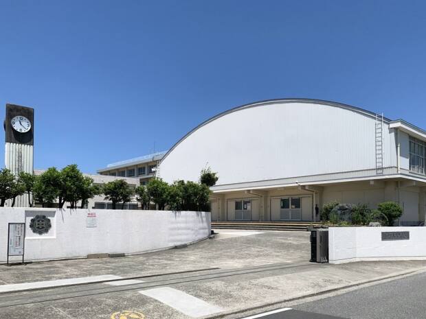 松山市立久米中学校