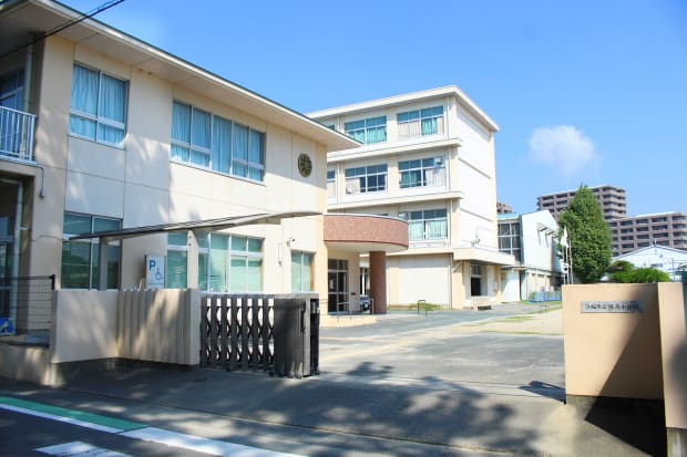 浜松市立佐藤小学校