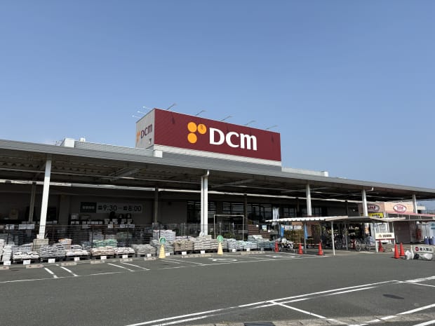 DCM豊川東店