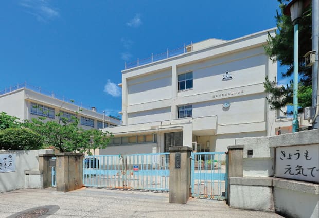 市立比治山小学校
