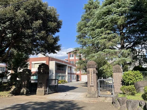 三島市立北中学校
