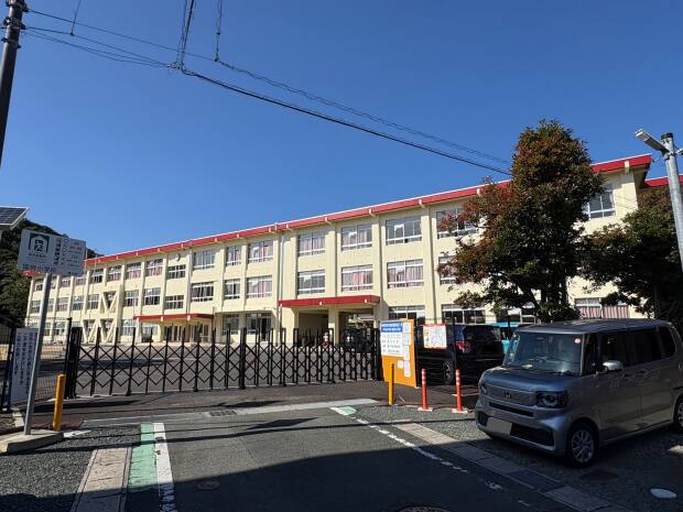 豊川市立国府小学校