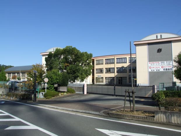 町立精華西中学校