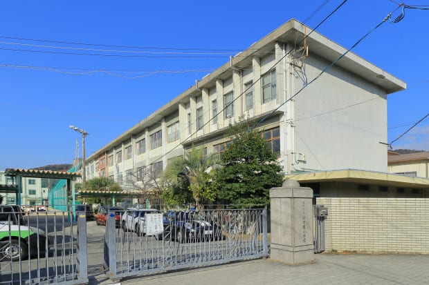 海田町立海田東小学校