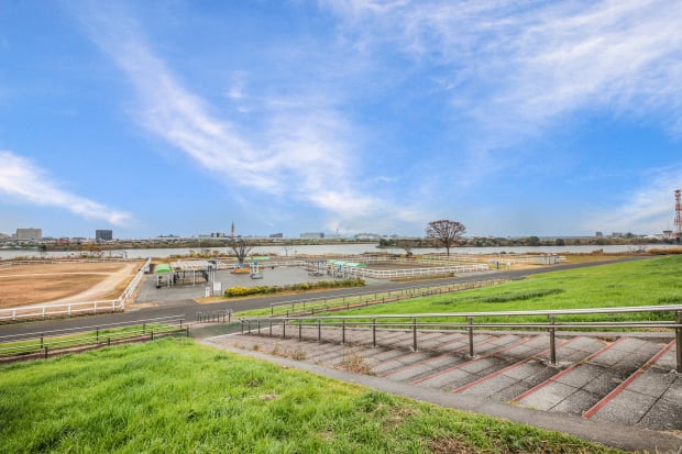 ポニーランド河川敷