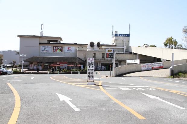 イズミヤショッピングセンター　学園前店