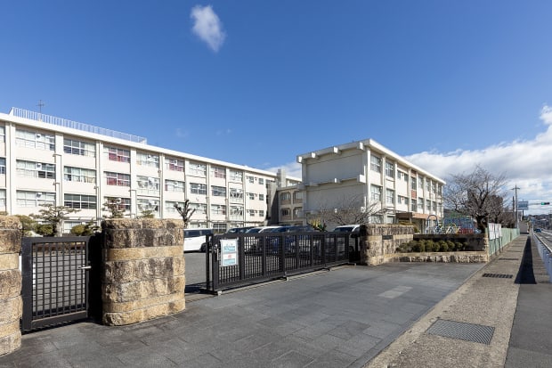 岐阜市立長良東小学校