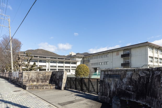 岐阜市立東長良中学校