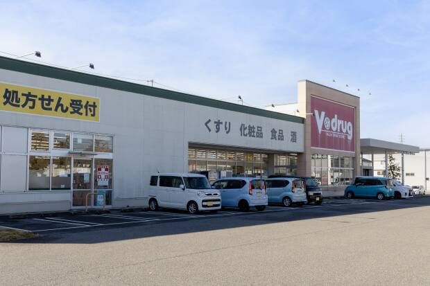 V･drug 那加店
