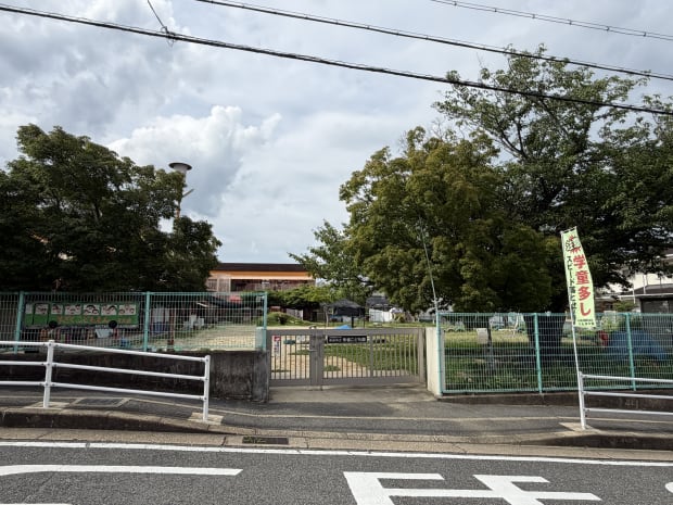 私立認定こども園朱雀こども園