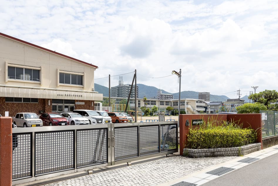 市立長良西小学校