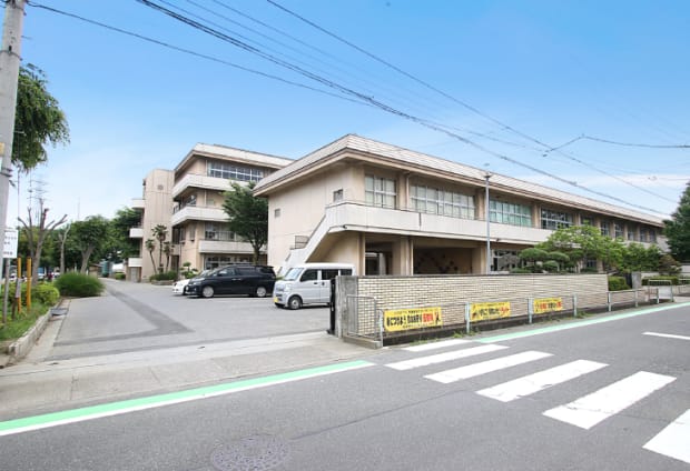 富士見中学校
