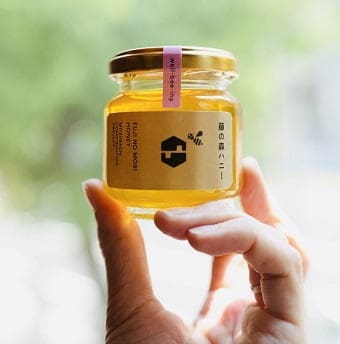 事務所屋上で養蜂に挑戦！「5本の樹」計画の理念をベースにした環境と地域をつなぐ新たな取り組みの画像