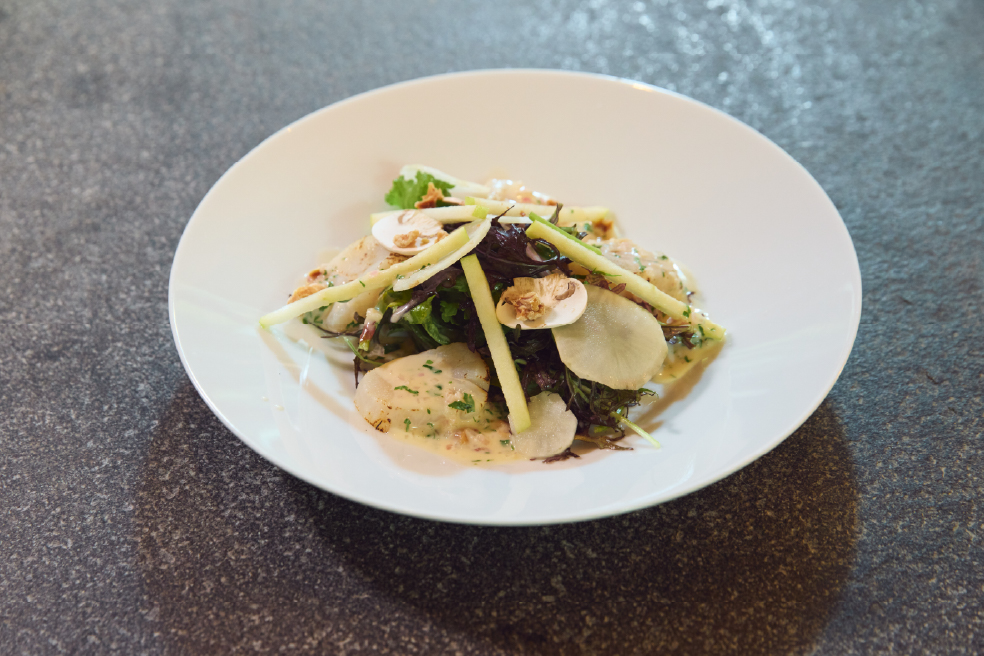 北海道ホタテと林檎のサラダ