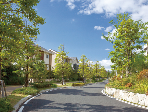 美しい植栽が続く住宅ゾーン
