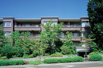 グランドメゾン東明町
