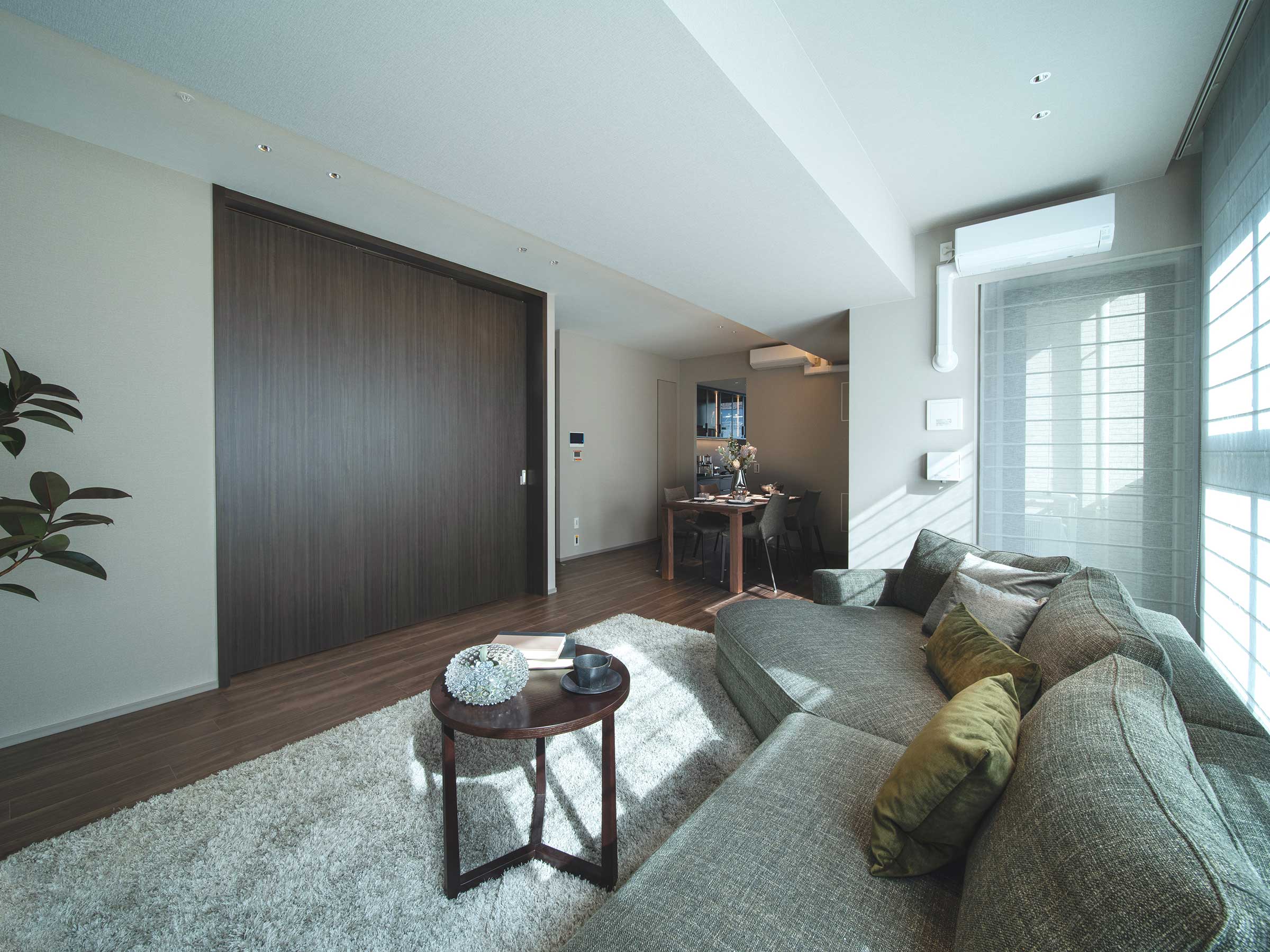 LIVING DINING［Ctype 302（分譲済)］