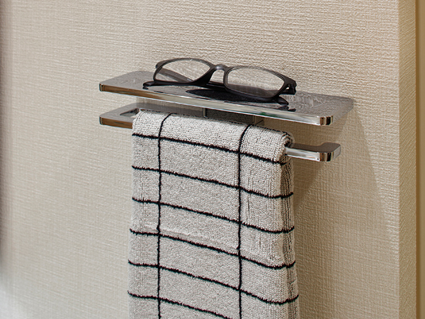 カウンター式タオル掛け